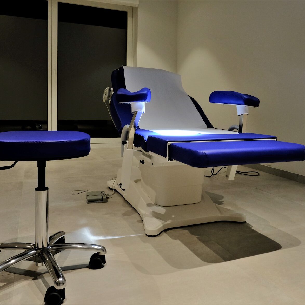 Onderzoekstafel praktijkruimte 1